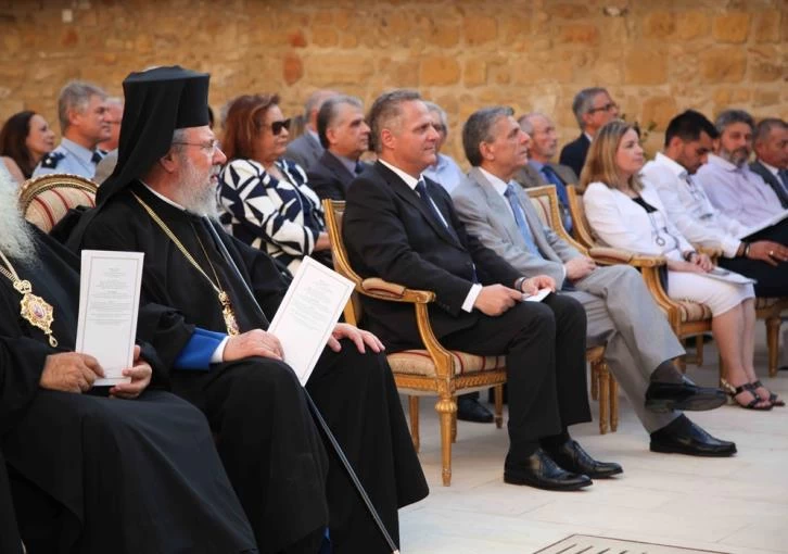 Πρώτη Τελετή Αποφοίτησης Θεολογικής Σχολής Εκκλησίας Κύπρου (εικόνες)